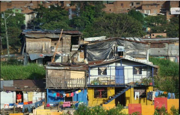 Corporación Región-Editorial